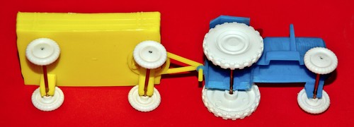 2x MANURBA PLASTIK TRAKTOR GESPANN METALLACHSER 1970s passend zu HEINERLE CIRCUS - Bild 20 von 21