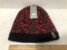 Igloos Gray Black Red Beanie Hat Boy's 4-7 One Size Fits Most, New With Tags
