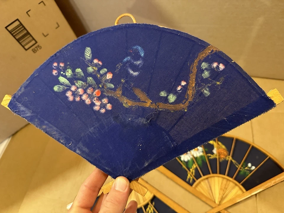 3 abanicos de bambú orientales japoneses pintados a mano asiáticos colgantes de pared arte floral de ratán Foto 3 de 4