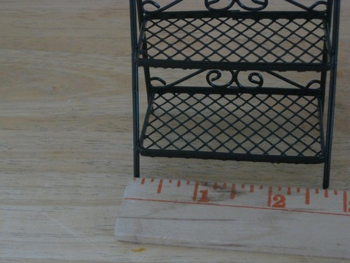 Dollhouse Miniatures Bakery Kitchen Black Metal Baker's Rack with Cakes 1:12 - Picture 6 of 7