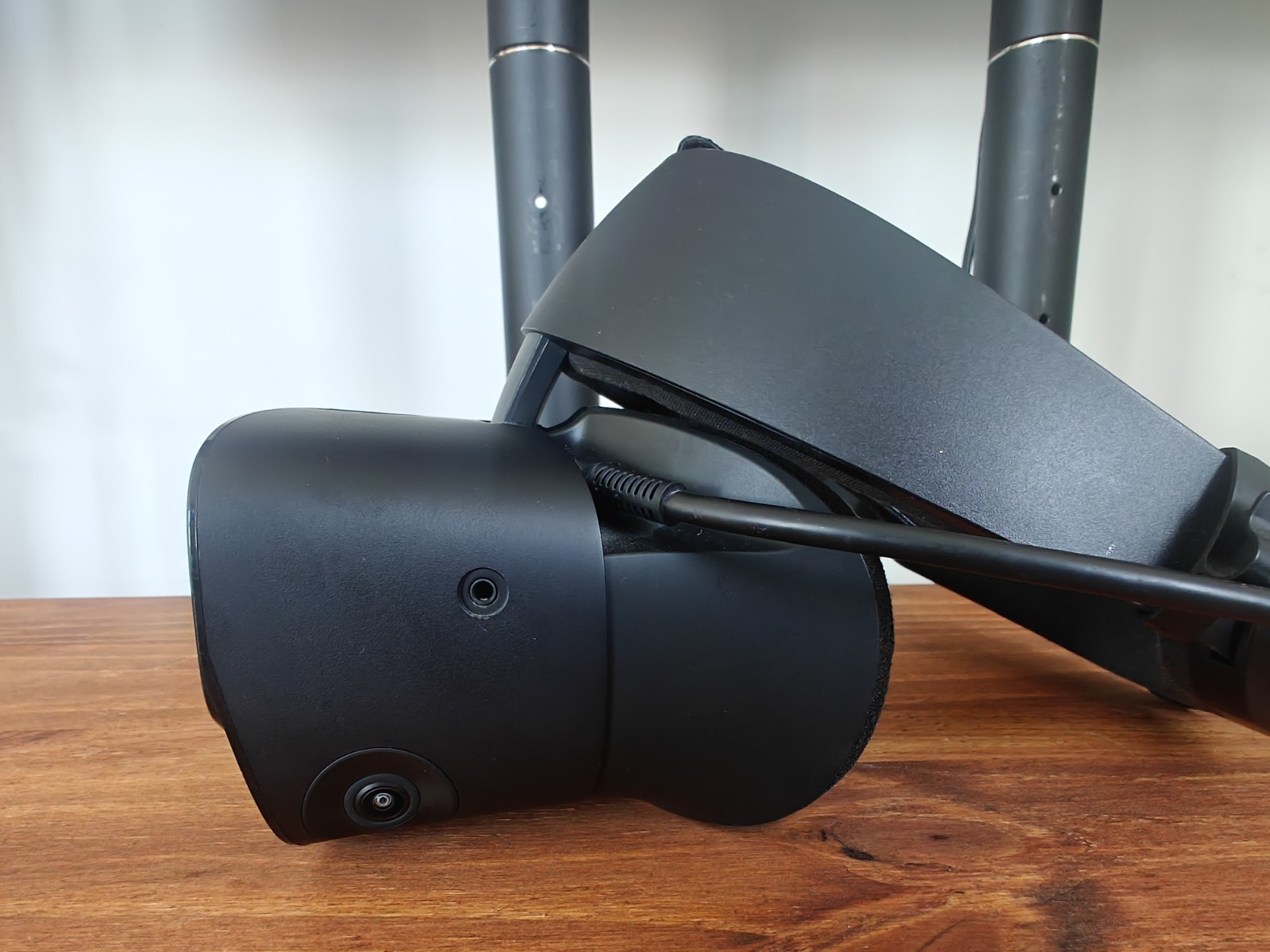 Cv1 Oculus Rift CV1 Virtual Reality Headset + Touch Controllers | eBay
