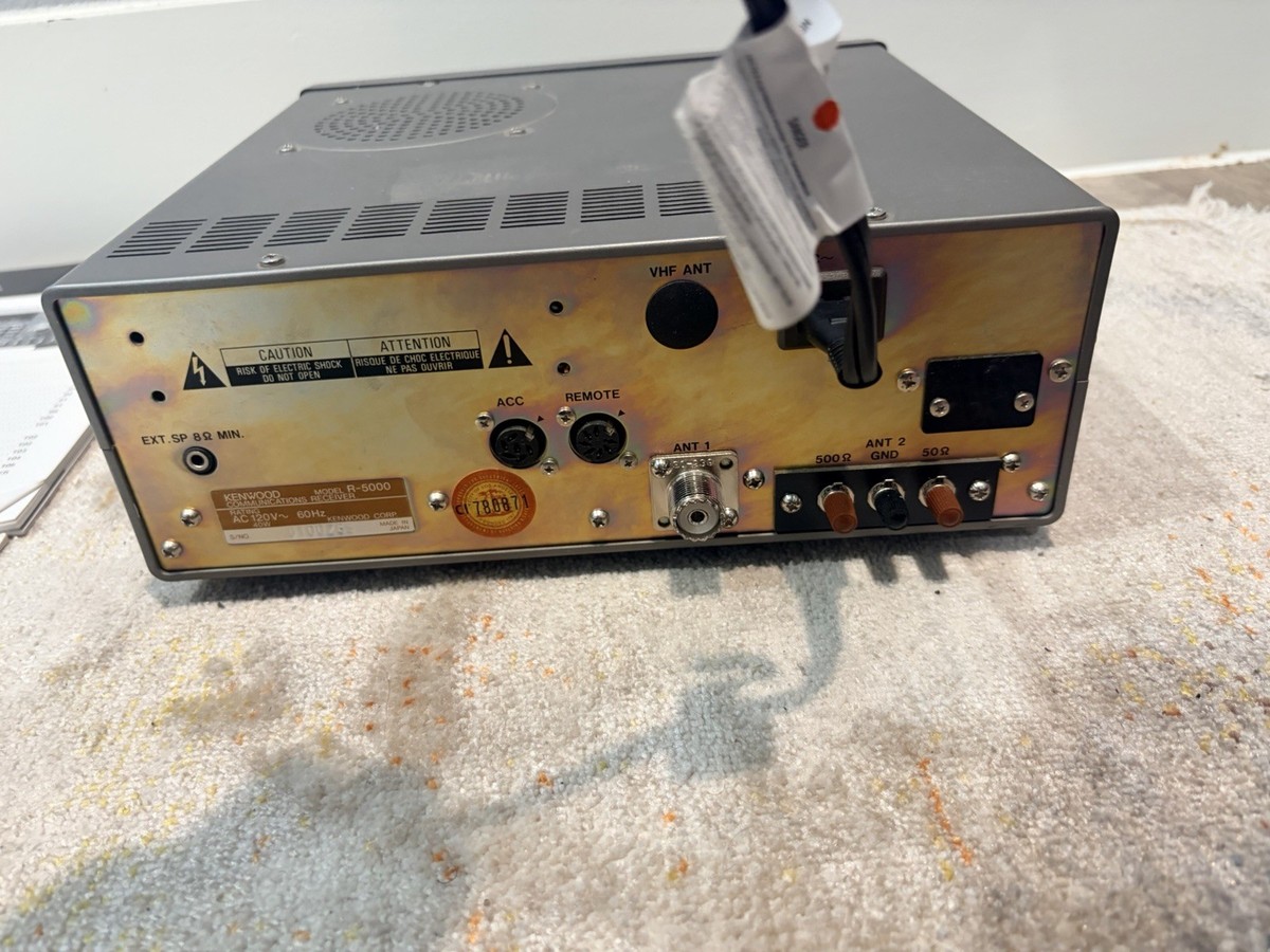 Kenwood R-5000 Communications Receiver with Cables and Books for