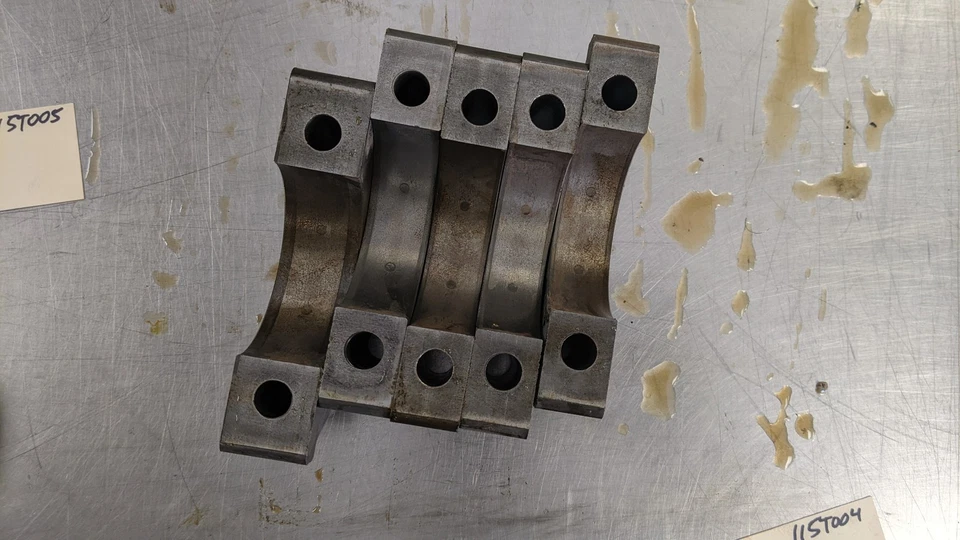 Tapas principales bloque motor para 09-10 Nissan Cube 1.8 Foto 2 de 4