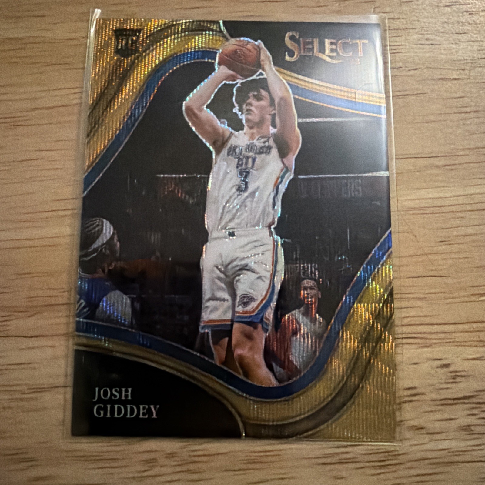 2021 2022 Select Josh Giddey RC Courtside Gold Wave Prizm #256 Bulls Thunder