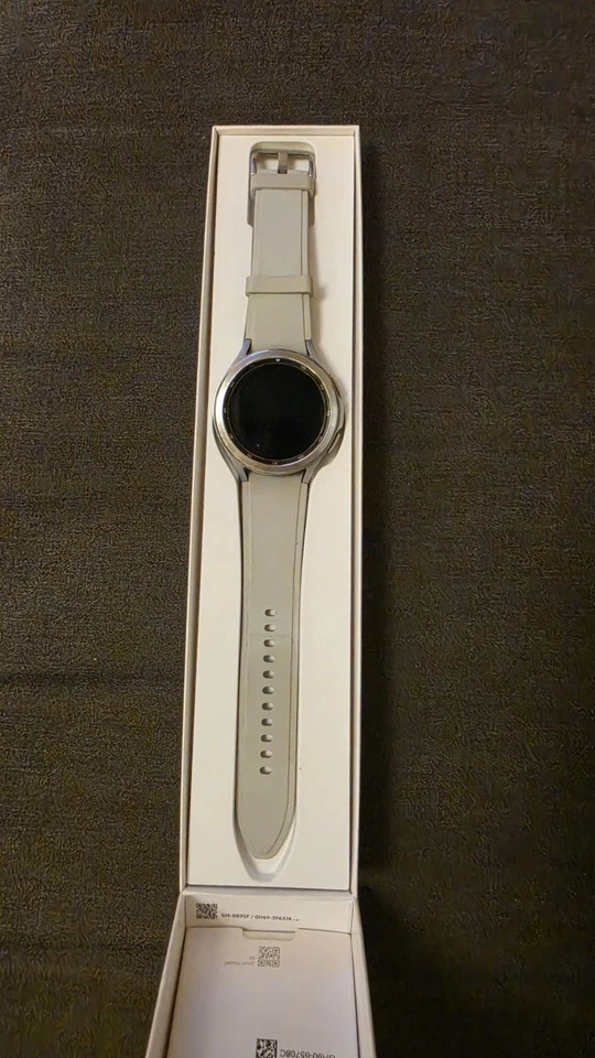 Samsung Galaxy Watch 4 · 46 mm · Bluetooth, photo 2 of 5
