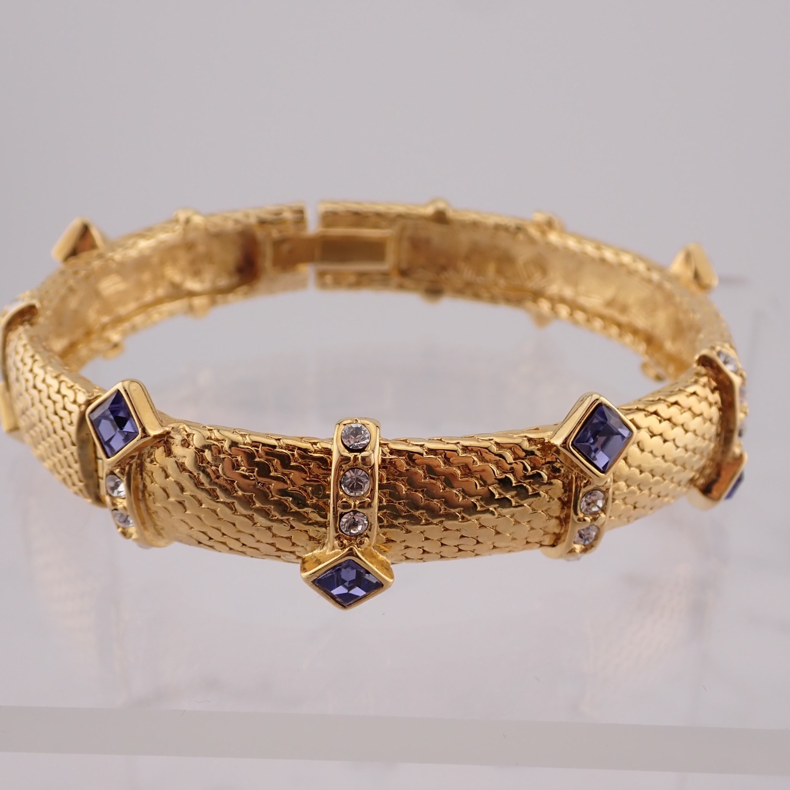 Vintage JBK Camrose & Kross Purple Crystal Gold Tone Mesh 7 3/4" Bangle Bracelet