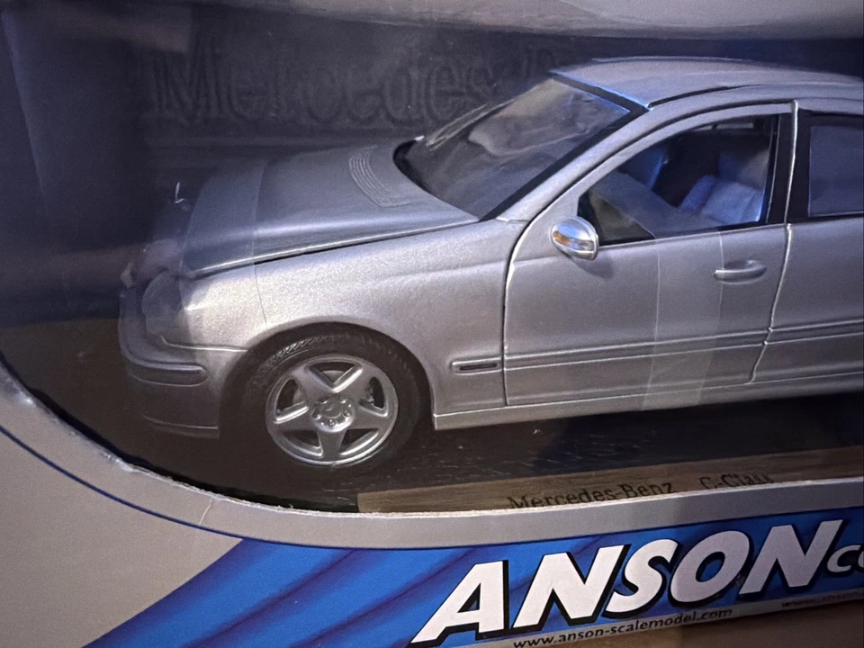 ANSON Mercedes Benz C-Class 1:18 scale DieCast Blue Sedan New - Image 2 of 3