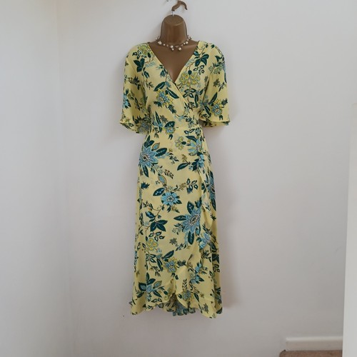 Vestido M&S Per Una Reino Unido 12 Nuevo con Etiquetas Amarillo Mantequilla Floral Imitación Envoltura Midi Ocasión - Imagen 17 de 17