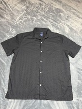Camisa de campamento Gap grande negra con ojales florales bordados manga corta texturizada
