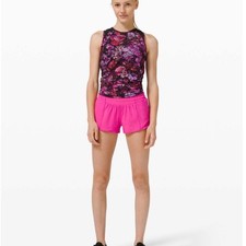 Lululemon Hotty Hot Low-Rise Short 2.5" Sonic Pink