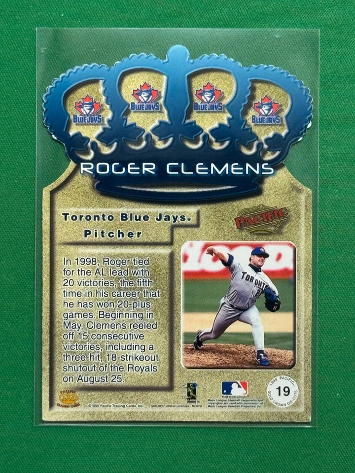 1999 Pacific Baseball Gold Crown Die-Cuts #19 Roger Clemens - Image 2 of 2