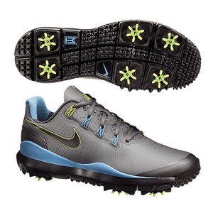 tiger woods 14 golf shoes