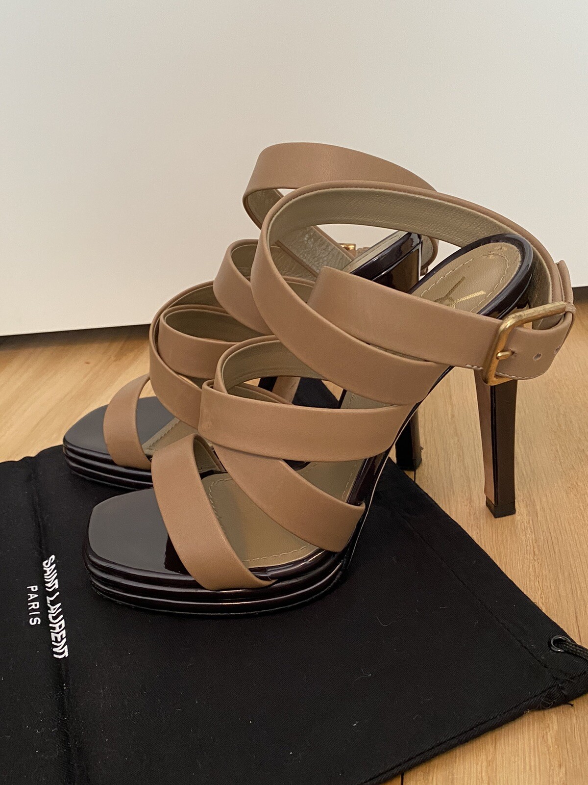 Sandali Yves Saint Laurent tacchi alti plateau taglia 35 beige cammello! Come nuovi!