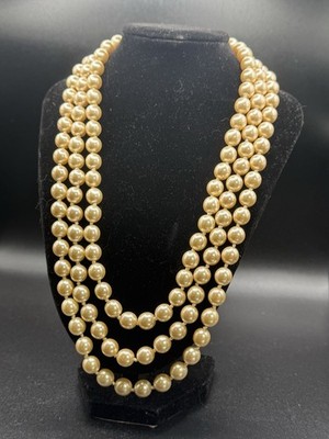 JACKIE KENNEDY'S 3 STRING PEARL NECKLACE FRANKLIN MINT Limited