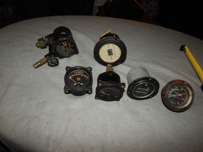 #ad Vintage Military? Aircraft Gauges Cylinder Pressure Counter Amps Temp Estate $199.99