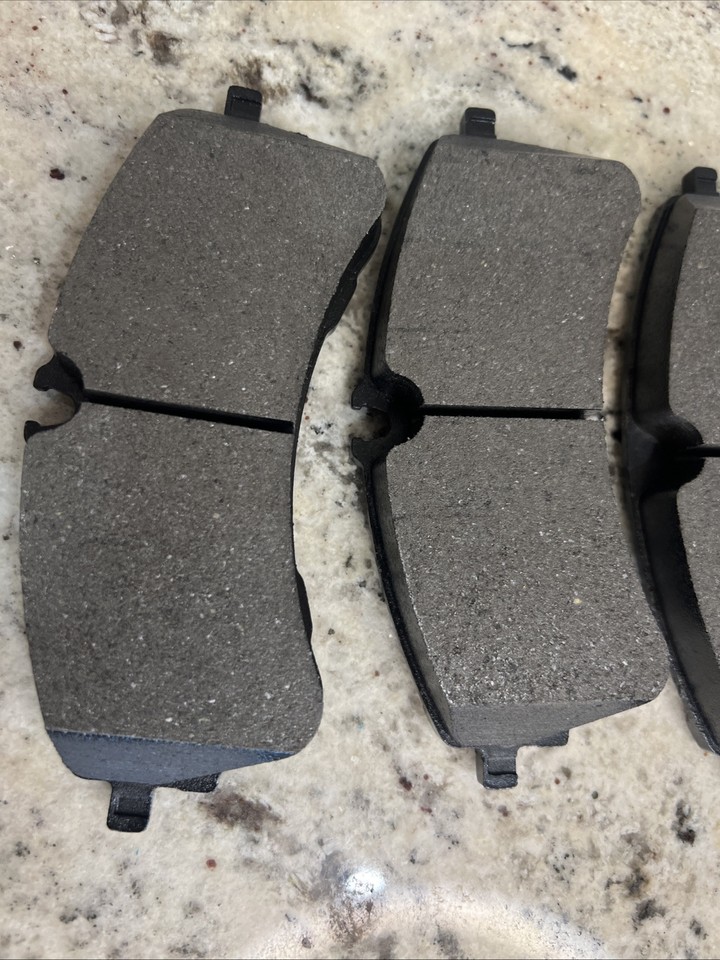 Motorcraft BRF1959 Ceramic Brake Pads – Rear, Electric Parking Brake – Ford Lincoln OEM