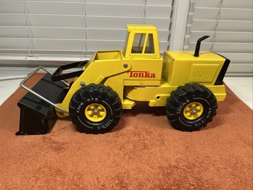 Vintage TONKA MIGHTY TURBO-DIESEL XMB-975 FRONT END BUCKET LOADER 1980