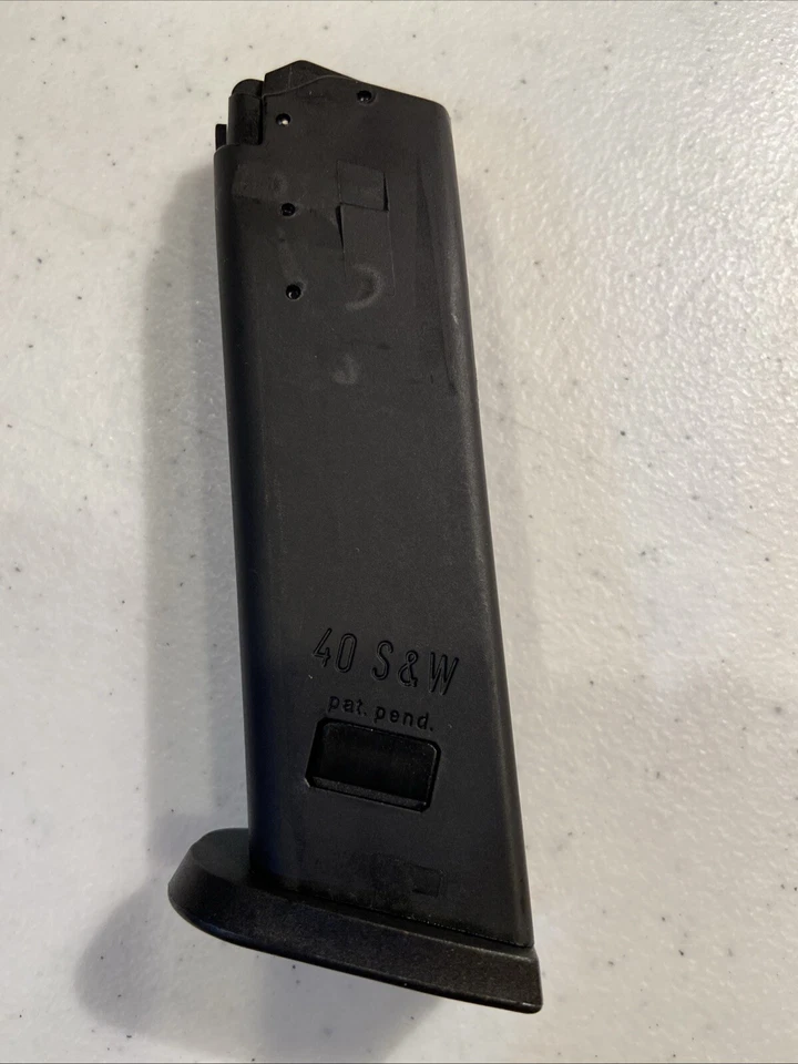 REVISTA HECKLER & KOCH HK USP 40 S&W 10 rondas OEM Alemania precio más bajo en eBay Foto 2 de 4