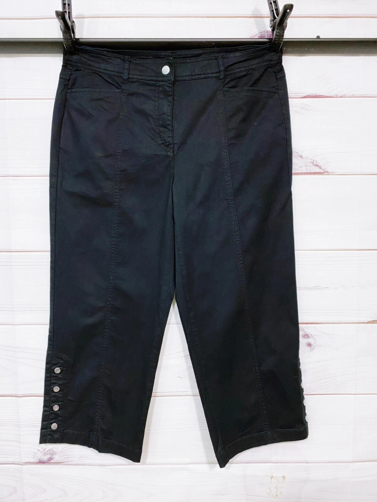 JM Collection Womens Capri Pants Size 10 Black High Rise Pockets Buttons