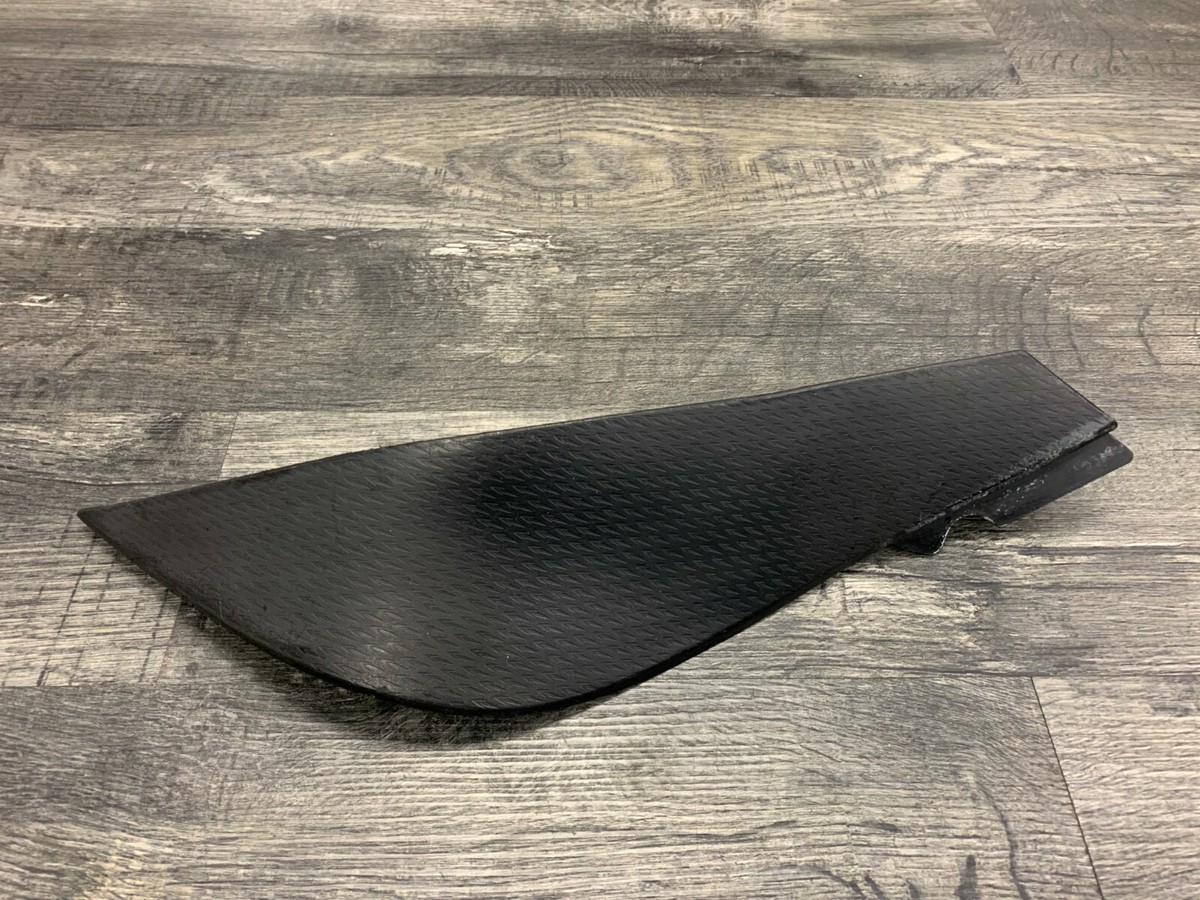 Kawasaki 2007 2008 ZX6R ZX6P Ninja OEM Right Knee Grip Side Cover