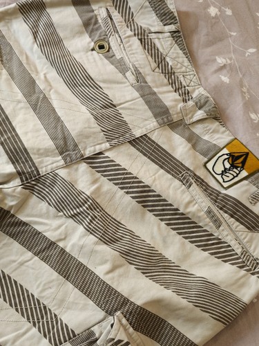 Volcom Stone Skout Mens Size 36 Striped Cargo Shorts Like New Free Post In Aus - Picture 3 of 15