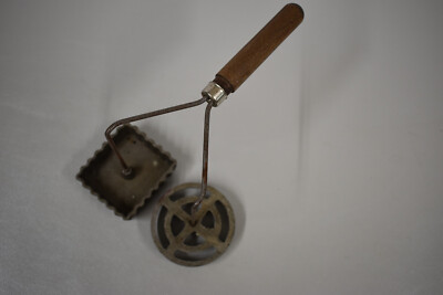 VTG Nordic Ware Double Rosette & Timbale Iron 2 Molds Handle