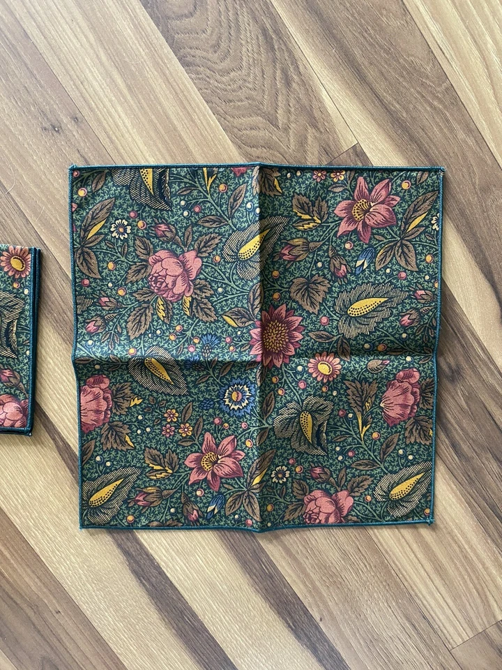 Juego de cuatro servilletas de cóctel de tela Vera Bradley cuadradas “bosque” 9,5” verdes nuevas Foto 4 de 4