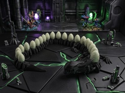 Articulated Sci-Fi Horror Dragon Figure 3D Printed Poseable Fidget Toy Black