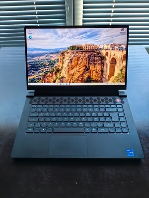 Dell Alienware M15 R6 31NXK Gaming Laptop OVP