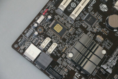 For ECS Z77H2-A3 LGA1155 Z77 Motherboard SATA3 ATX 3770K 1230 V2