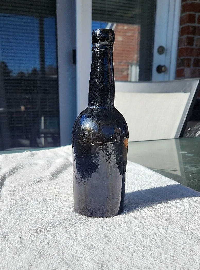 Civil War Era Pontil Squat Black Glass Ale  Whiskey or Liquor   New Orleans