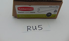 Rubbermaid 9” Twin Track WHITE Shelf Brackets FG4C0402WHT ( 4 Pack ) Lot