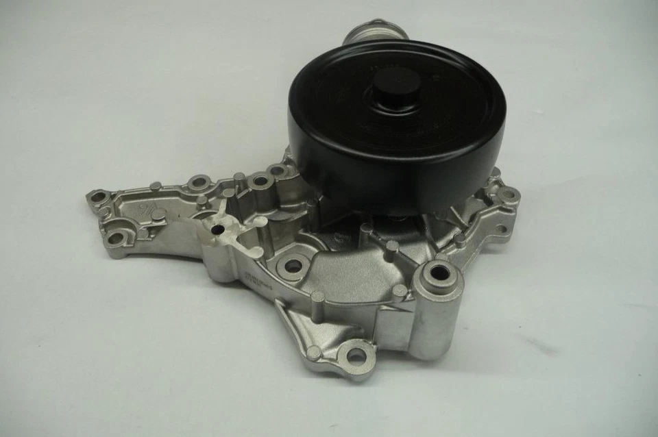 2011-2013 Mercedes Benz S400 Engine Water Pump A2722001801 OEM A1 - Image 4 of 4