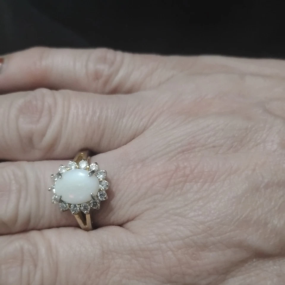 Anillo de compromiso vintage natural etíope ovalado ópalo de fuego enchapado en oro de 14K plateado Foto 2 de 4