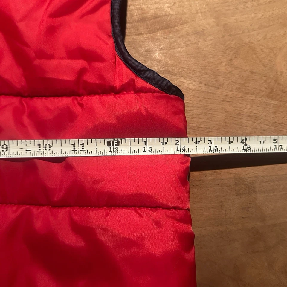 OshKosh B’gosh Red Puffer Vest Youth 5T Quilted Zip Front Winter Outerwear - Image 3 of 4