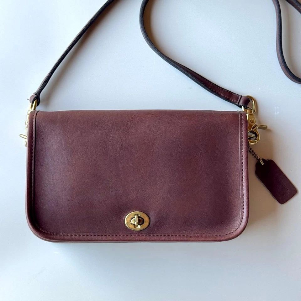 Coach Vintage Mahogany Pocket Purse 9755 Leather Bag with Box Excellent Conditi - Image 4 of 4