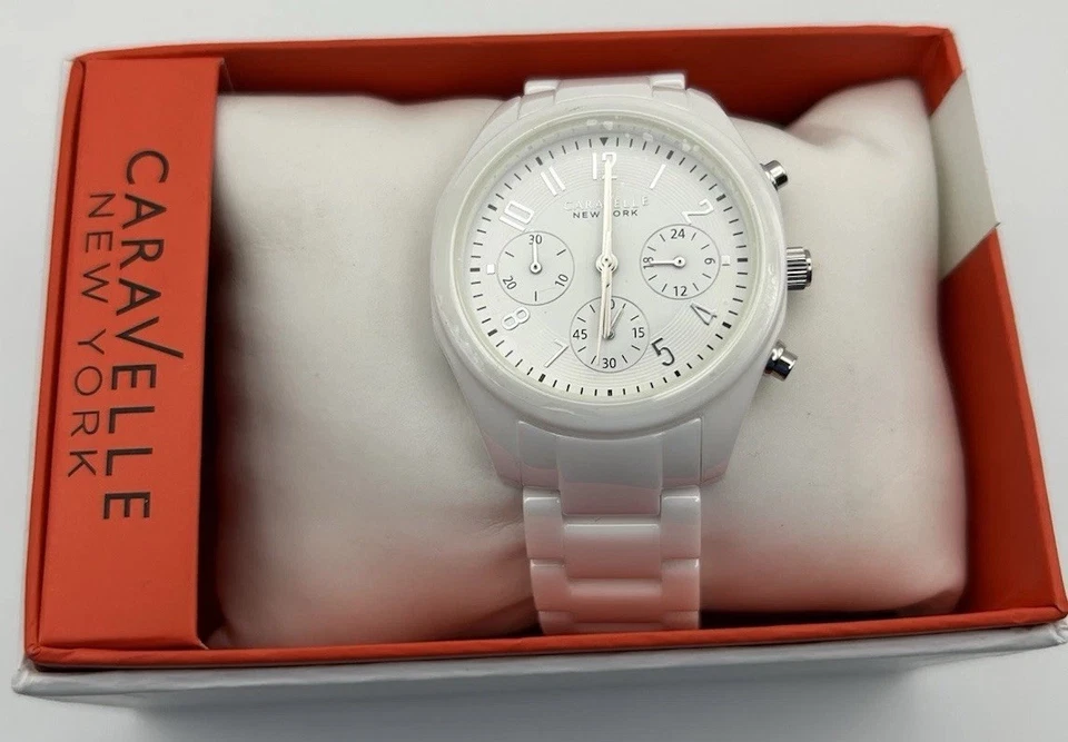 Bulova Caravelle NY Mujer Cronógrafo Blanco Cerámica Esfera Blanca Foto 2 de 4
