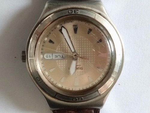 Swatch Irony Day/Date Watch. Requires a Battery - Picture 4 of 5
