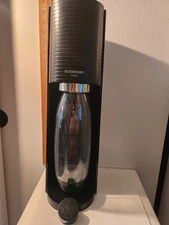 SodaStream Source Sparkling Water Maker Starter Kit - Black