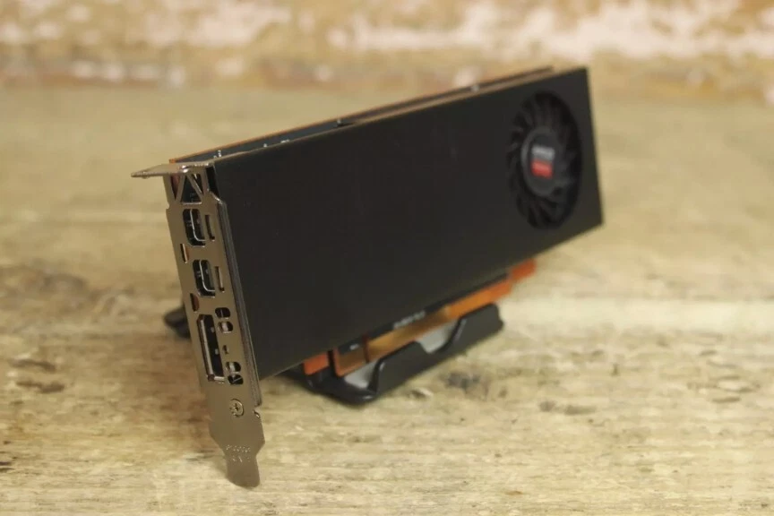 AMD Radeon E9173 2GB GDDR5 Video Card (Low Profile) - Image 3 of 4