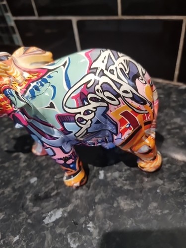 Elephant Graffiti Figurine Resin Arts Animal Statue Sculpture Home Decor - Picture 2 of 18