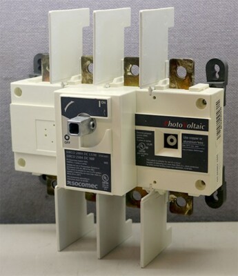 Socomec 27DC4021 Sirco DC 4X250A 1000V Load Break Disconnect Switch New