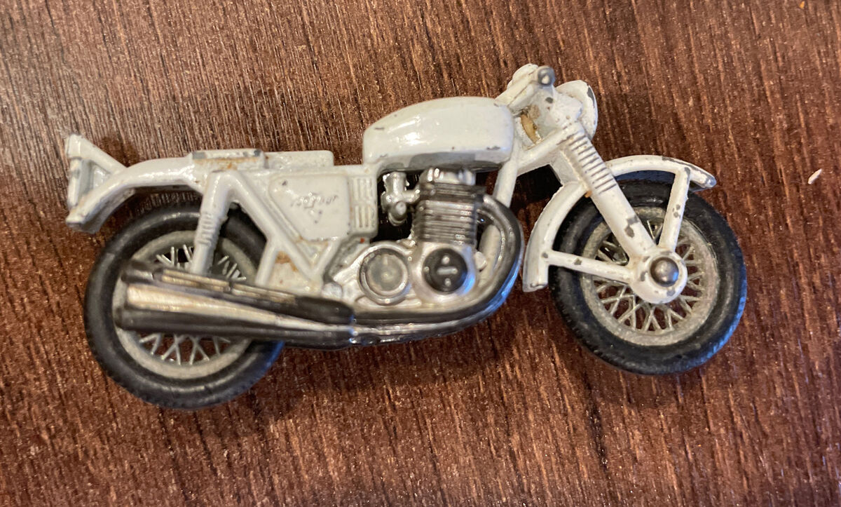 Vintage 1977 Matchbox Lesney Honda 750 Motorcycle No.33 Made Vintage 1977 Matchbox Lesney Honda 750 Motorcycle No.33 Made
