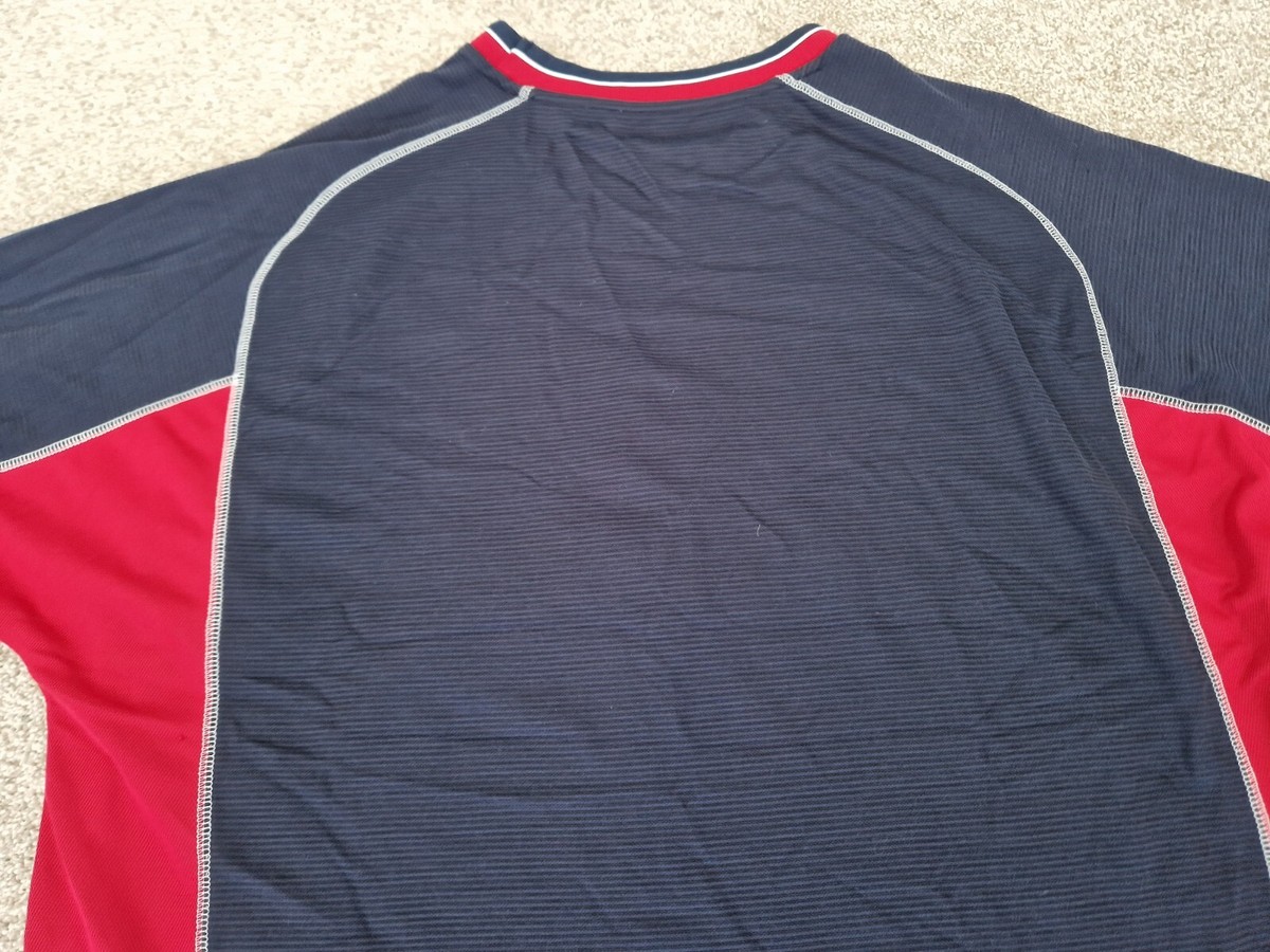 Manchester United Home Maillot de foot 2002 - 2004. Sponsored by Vodafone