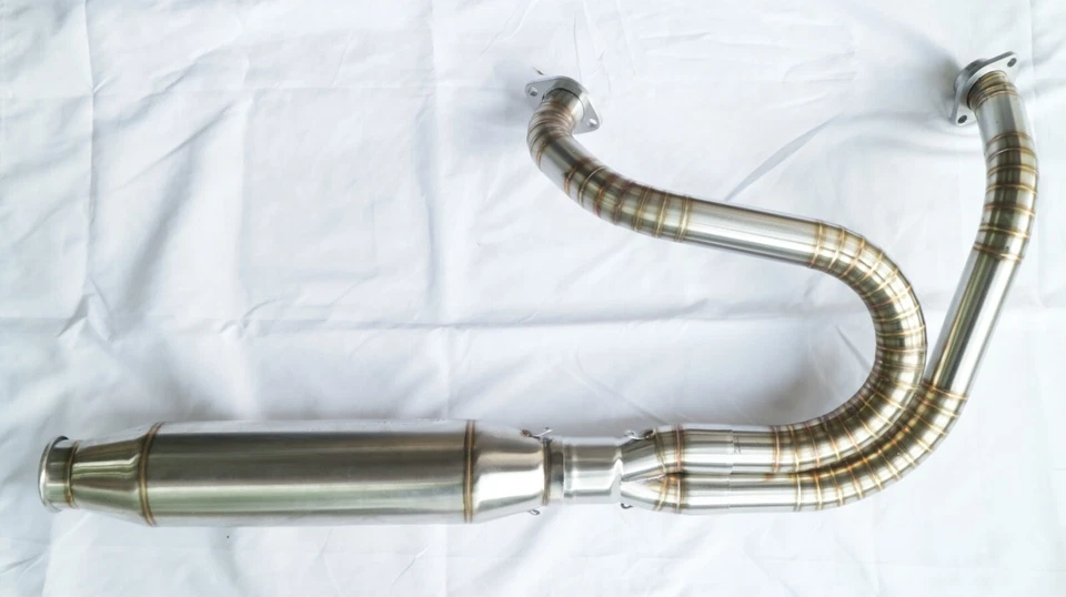 Escape personalizado de rendimiento - Se adapta a Harley Dyna y Softail Fat Boy - Controles medios Foto 2 de 4