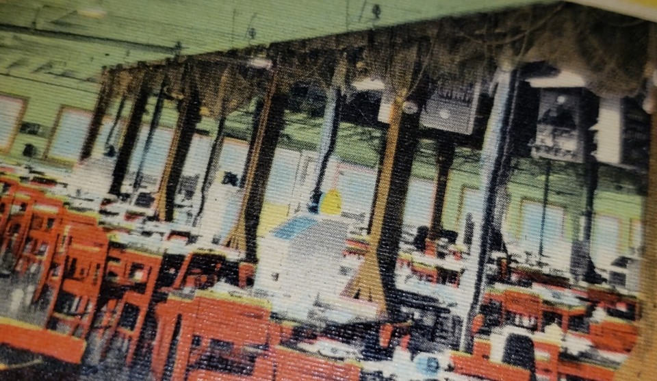 Lobster House Restaurant By St. John's River Jacksonville Fl Linen