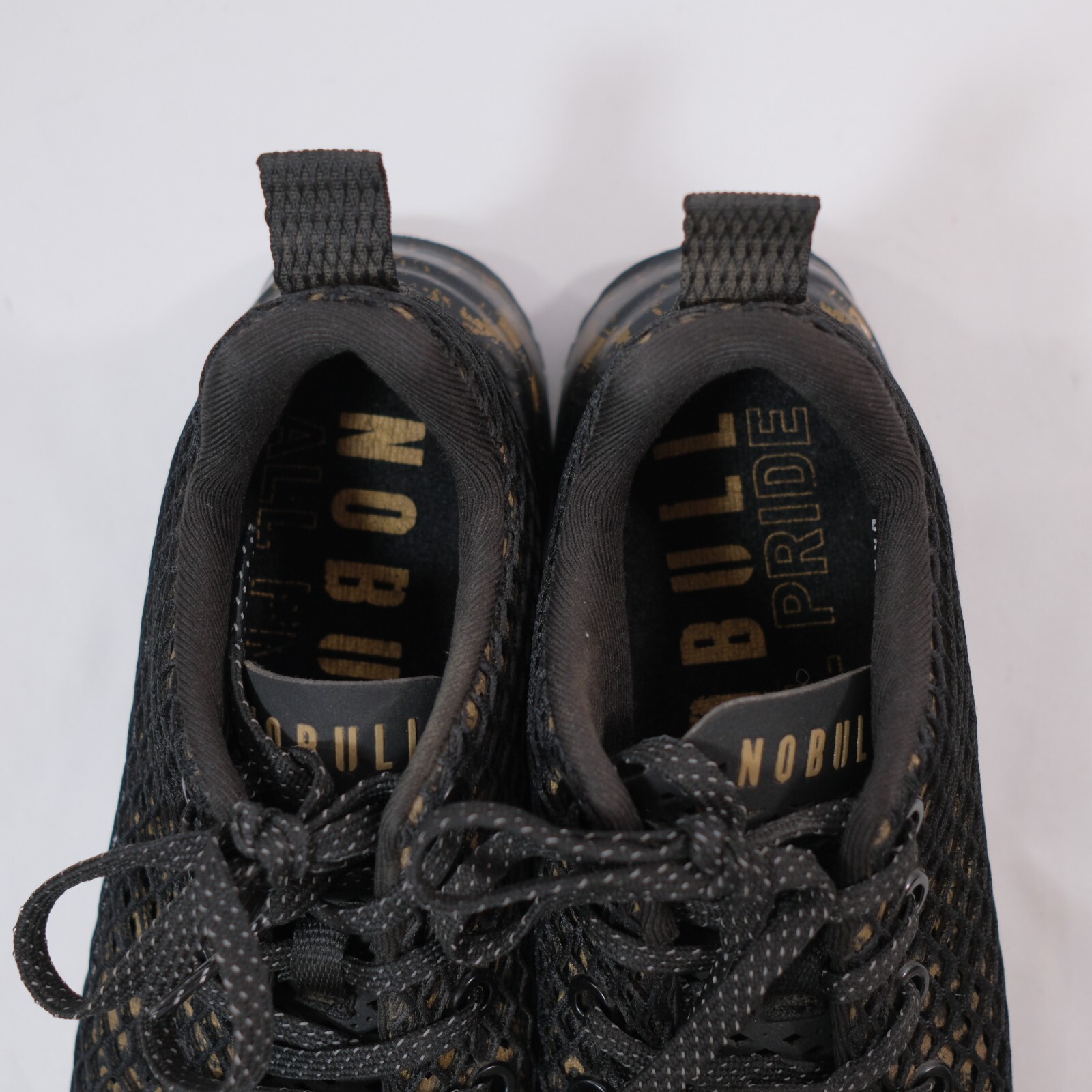 SAOLA Sneakers NOBULL nero oro taglia W6 5 M5