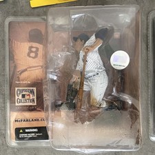 Yogi Berra Cards, Rookie Cards and Memorabilia Guide 11