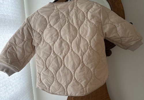 Zara Kids Sz 4/5 Quilted Ivory Puffer Jacket- Snap Closures - Crinkly -EUC - Picture 7 of 10
