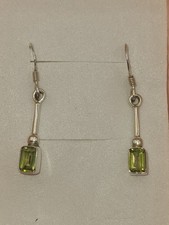 925 Sterling Silver And Peridot Square Drop Dangle Earrings BNIB